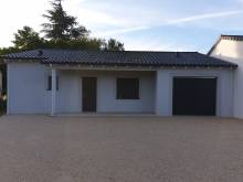 Notre zone d'activité pour ce service Installation de volets avec lame ajourée à l’américaine en alu motorisé ou manuel avec moustiquaire intégrée pour maison individuelle